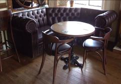 Deep-Buttoned-Pub-Seating-7